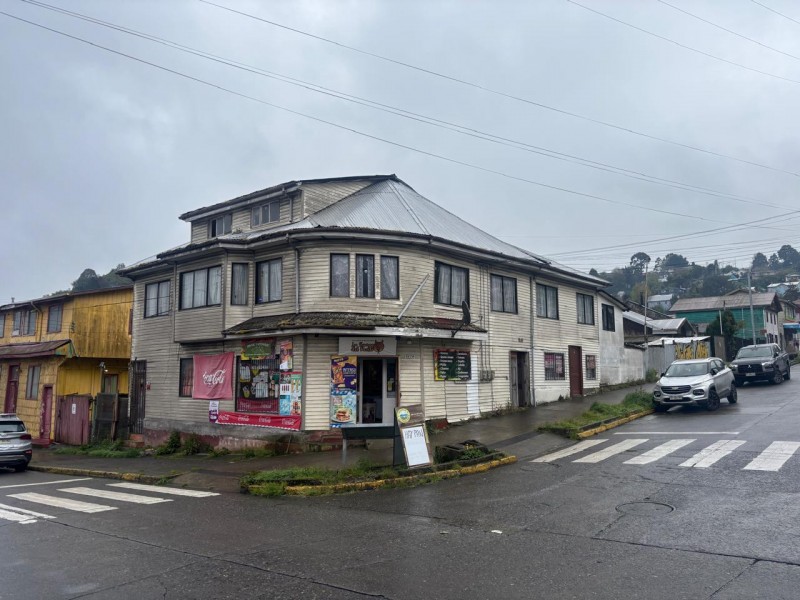 ? Se Vende Propiedad Esquina Linares Con Chorrilo P. Montt