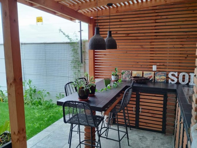 Arrendamos Linda Casa en Condominio Neyen, Talca