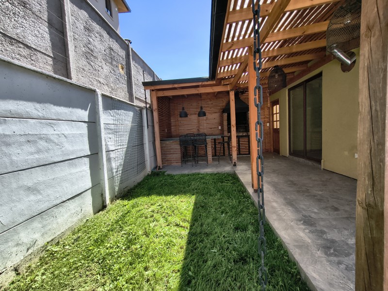 Arrendamos Linda Casa en Condominio Neyen, Talca