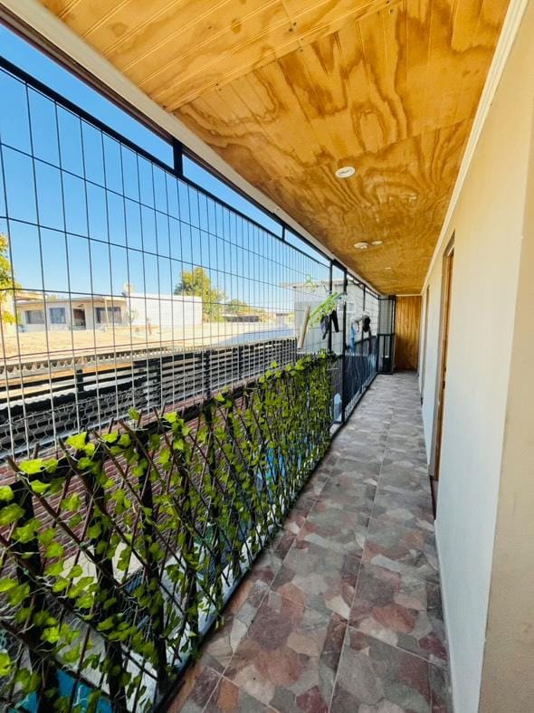 Venta Casa 240 Mts. / 3 Locales + 2 Deptos. Interiores