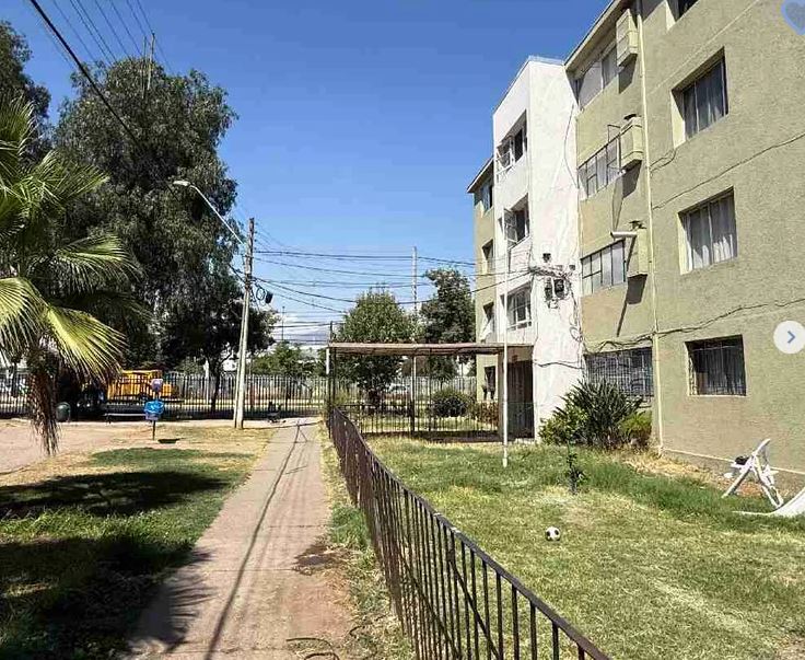 Amplio, Luminoso Depto - Estacionamiento - Bodega / Ñuñoa