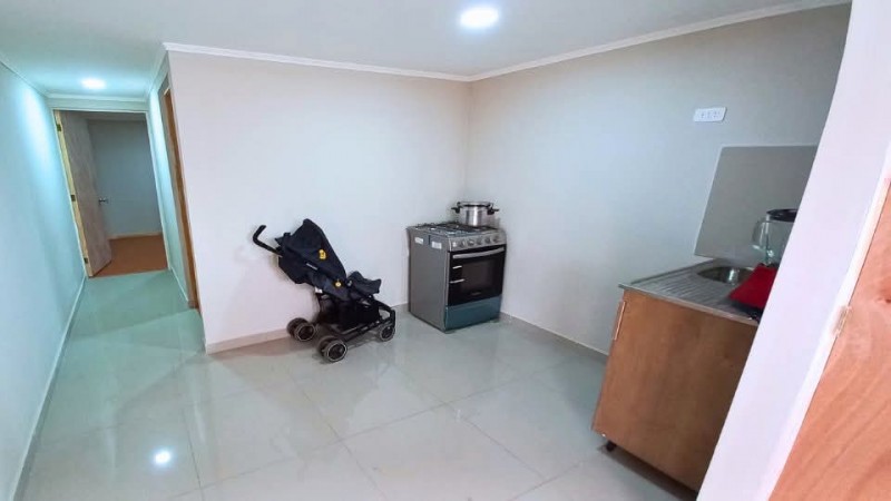 Venta Casa 240 Mts. / 3 Locales + 2 Deptos. Interiores
