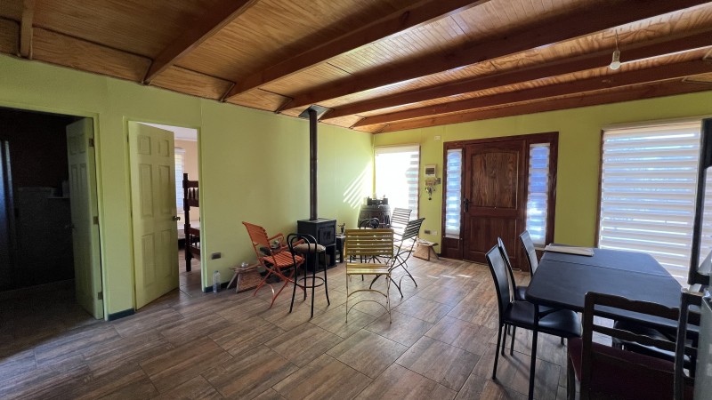 Hermosa Casa en Parcela Nativa en Viña Huemul, Teno.