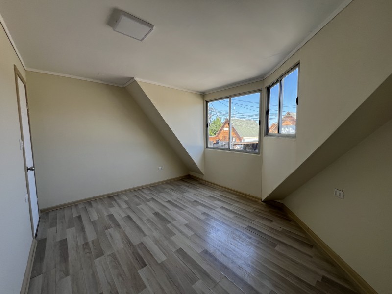 Se Arrienda Casa en Boldo 4 en Curicó