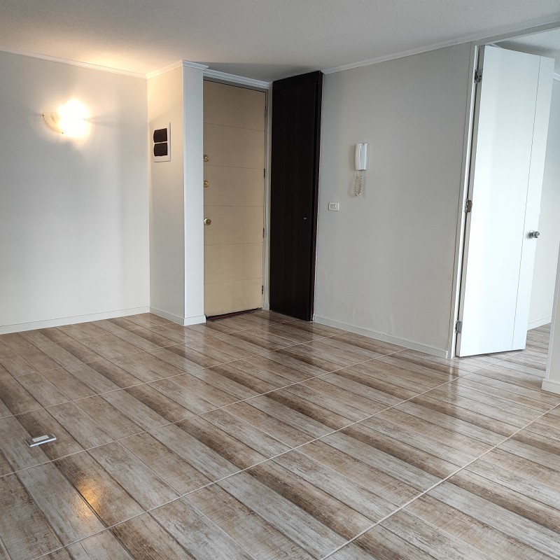 Arriendo 2D-2B, Metro Irarrazaval