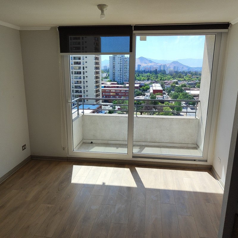 Vende Depto. Recoleta Cerca Metro Cementerios, Como Nuevo
