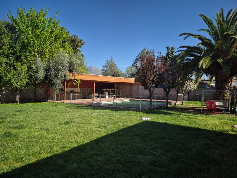 Vive y Emprende: Casa Con Local en Rinconada
