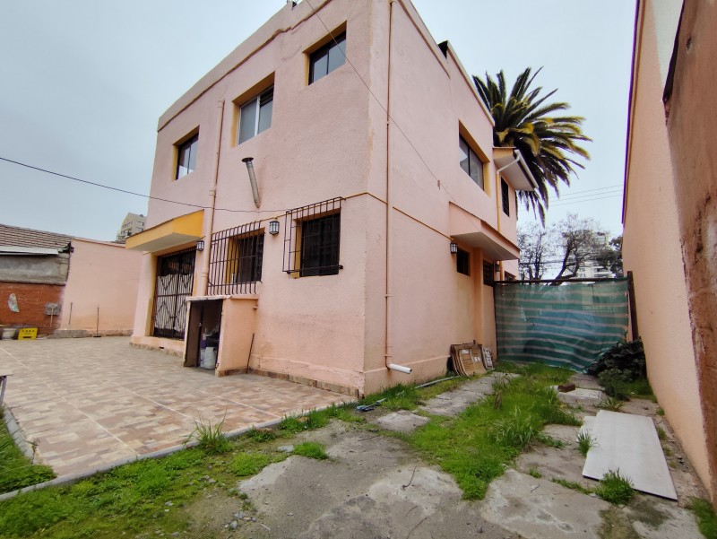 ¡gran Oportunidad en San Miguel! Casa Con Terreno Amplio
