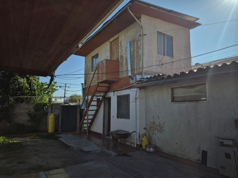 Vive y Emprende: Casa Con Local en Rinconada