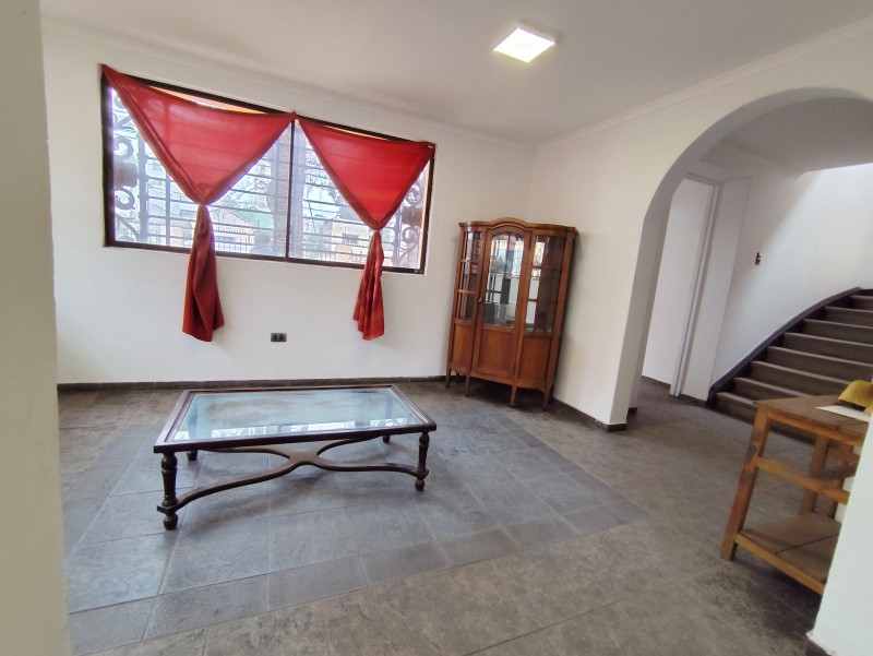 ¡gran Oportunidad en San Miguel! Casa Con Terreno Amplio