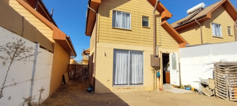 Linda Propiedad en Condominio la Recoleta, en Ovalle