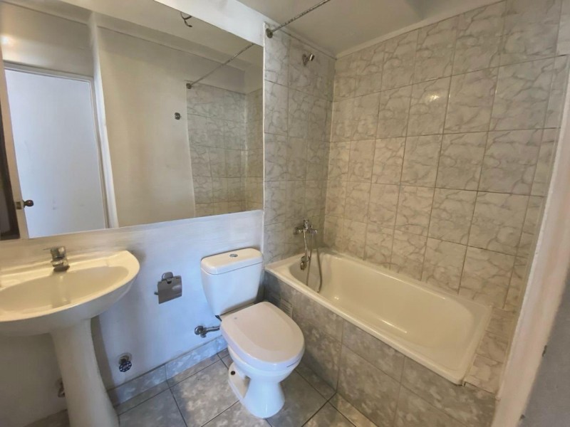 Vende Amplio Dpto 2D,2B, Av Lo Ovalle, San Miguel