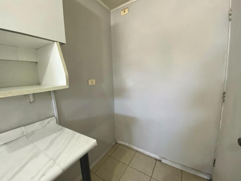 Vende Amplio Dpto 2D,2B, Av Lo Ovalle, San Miguel