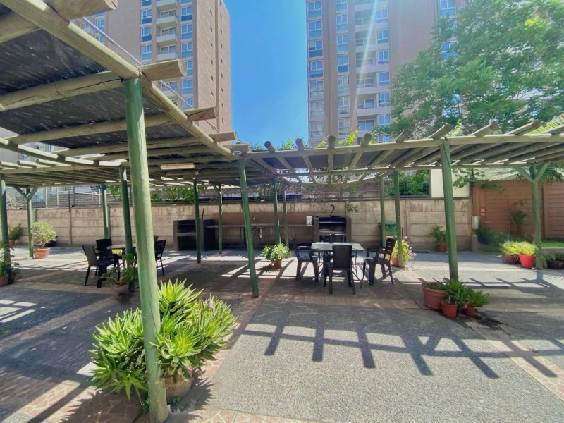 Vende Amplio Dpto 2D,2B, Av Lo Ovalle, San Miguel