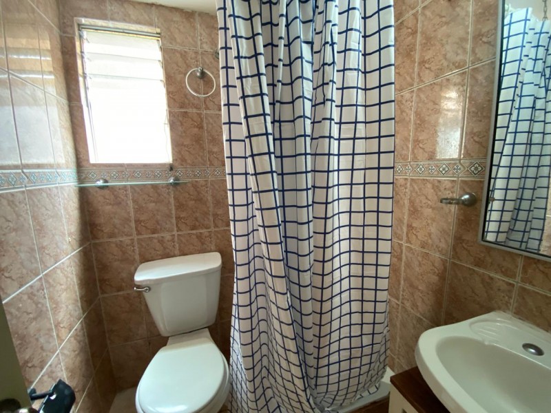 Vende Amplio Dpto 3D,2B (1Er Piso) + Estac, Av Centenario, S