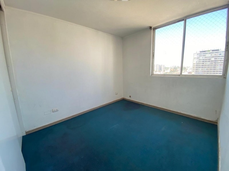 Vende Amplio Dpto 2D,2B, Av Lo Ovalle, San Miguel