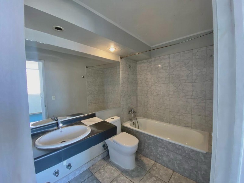Vende Amplio Dpto 2D,2B, Av Lo Ovalle, San Miguel