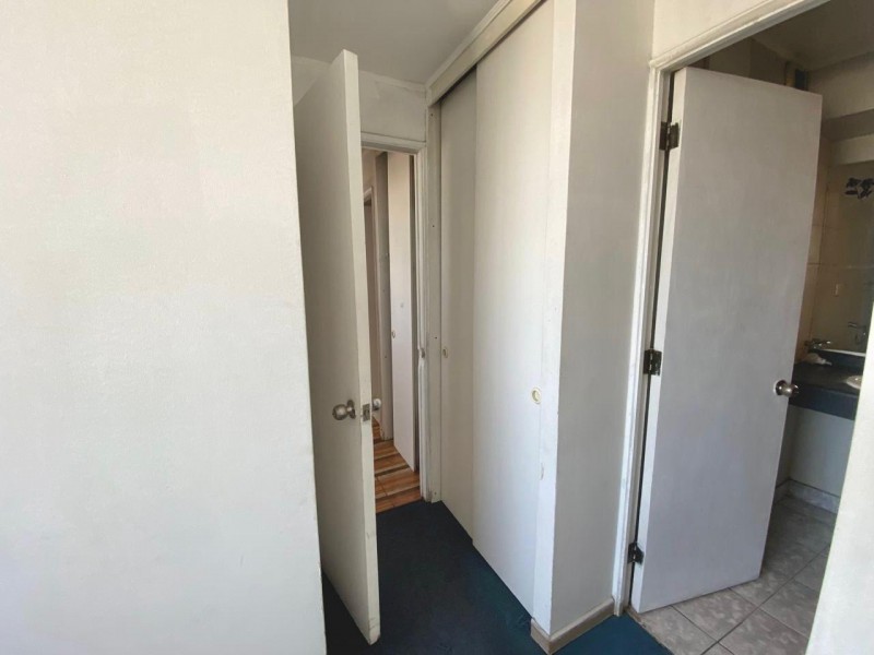 Vende Amplio Dpto 2D,2B, Av Lo Ovalle, San Miguel