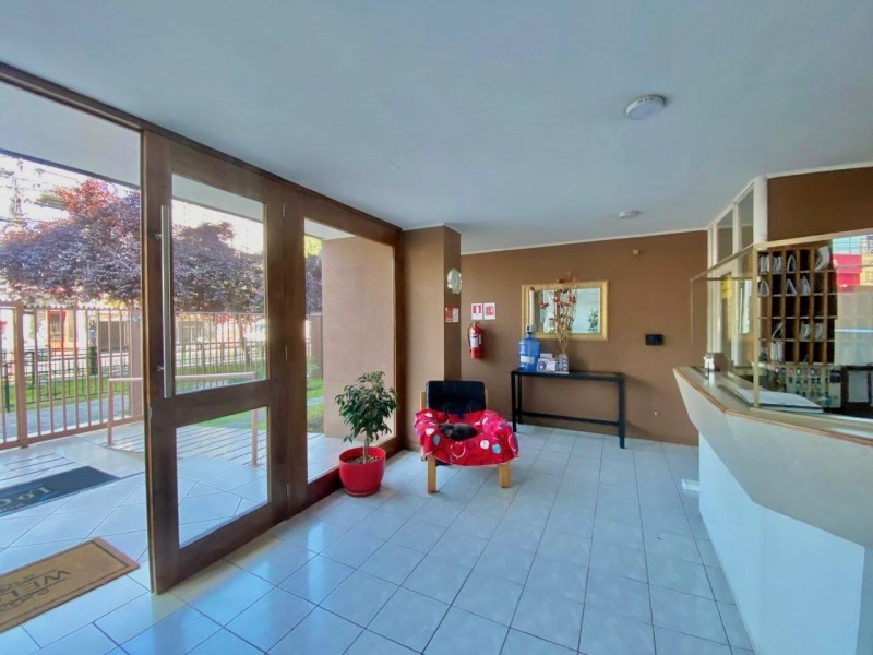 Vende Amplio Dpto 2D,2B, Av Lo Ovalle, San Miguel