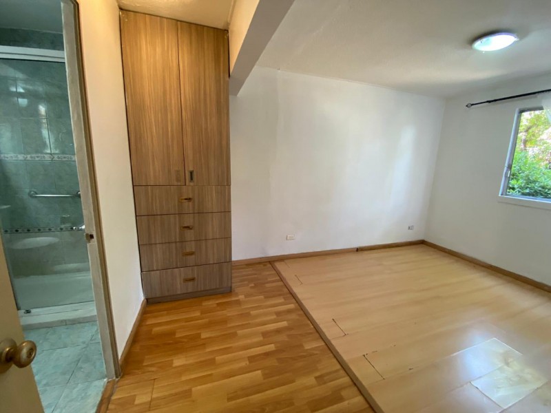 Vende Amplio Dpto 3D,2B (1Er Piso) + Estac, Av Centenario, S