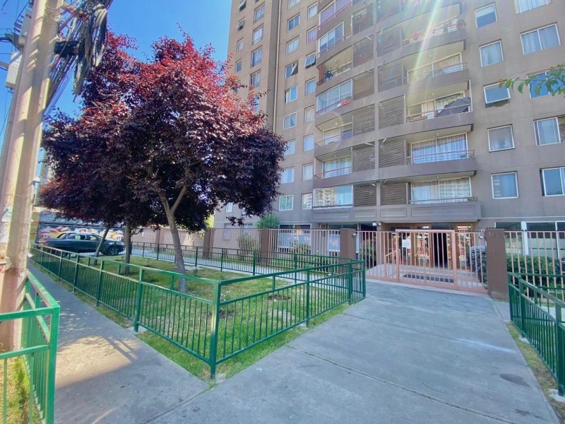Vende Amplio Dpto 2D,2B, Av Lo Ovalle, San Miguel