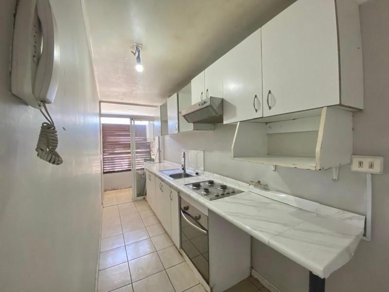 Vende Amplio Dpto 2D,2B, Av Lo Ovalle, San Miguel