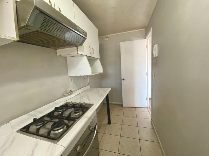 Vende Amplio Dpto 2D,2B, Av Lo Ovalle, San Miguel