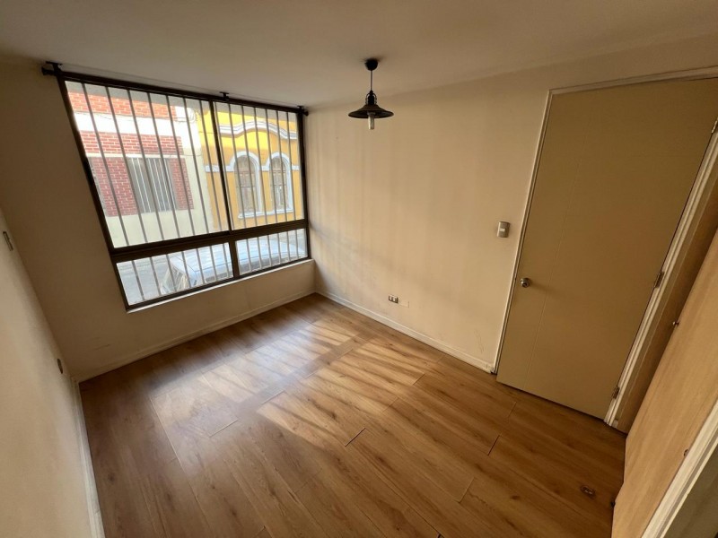 Se Arrienda Lindo y Recien Remodelado Depto 1D 1B 30Mts2 Stg