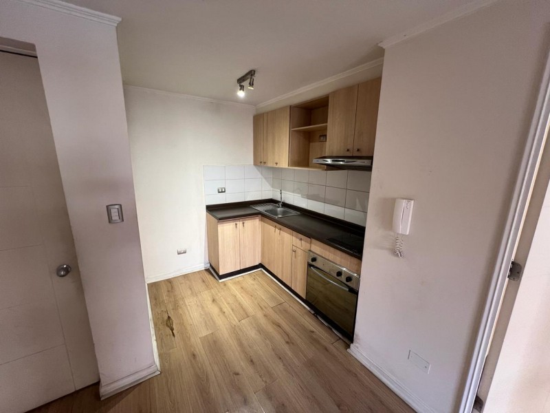 Se Arrienda Lindo y Recien Remodelado Depto 1D 1B 30Mts2 Stg
