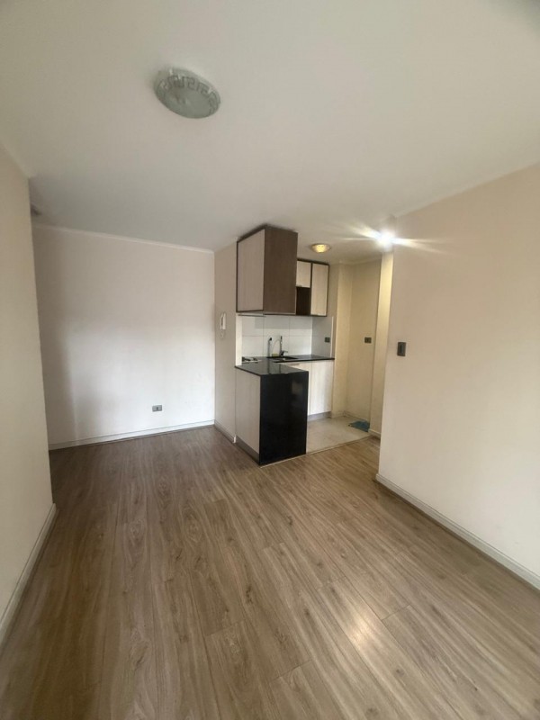 Se Arrienda Departamento 1D 1B 35Mts2 San Martin 898 Stgo