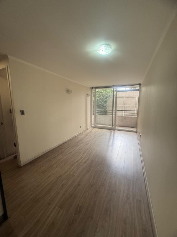Se Arrienda Departamento 1D 1B 35Mts2 San Martin 898 Stgo