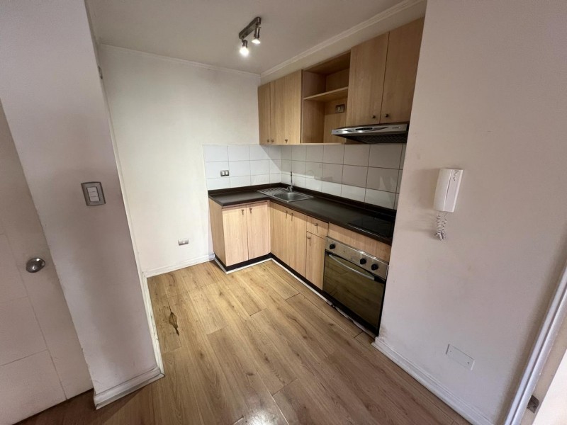 Se Arrienda Lindo y Recien Remodelado Depto 1D 1B 30Mts2 Stg