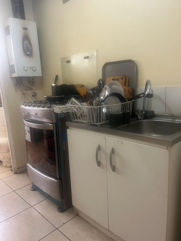 Vende Acogedora Casa de 2 Pisos en Centro de Lampa. 3D+2B