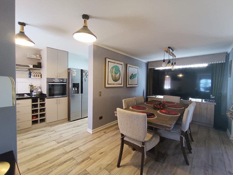 Se Vende Casa, 4H, 3B, 2E, Condominio Altos, Viña del Mar