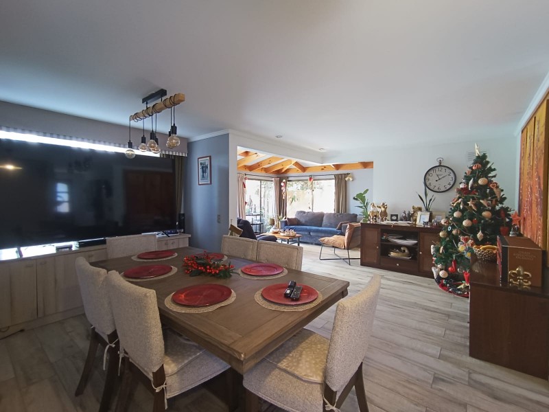 Se Vende Casa, 4H, 3B, 2E, Condominio Altos, Viña del Mar