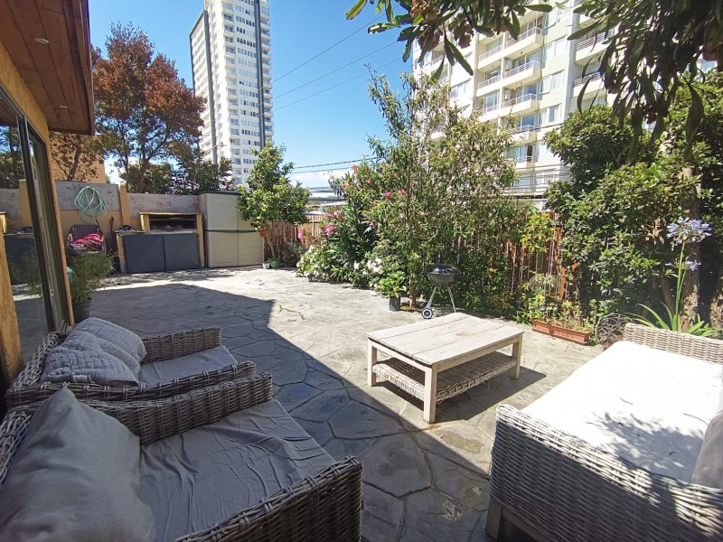 Se Vende Casa, 4H, 3B, 2E, Condominio Altos, Viña del Mar