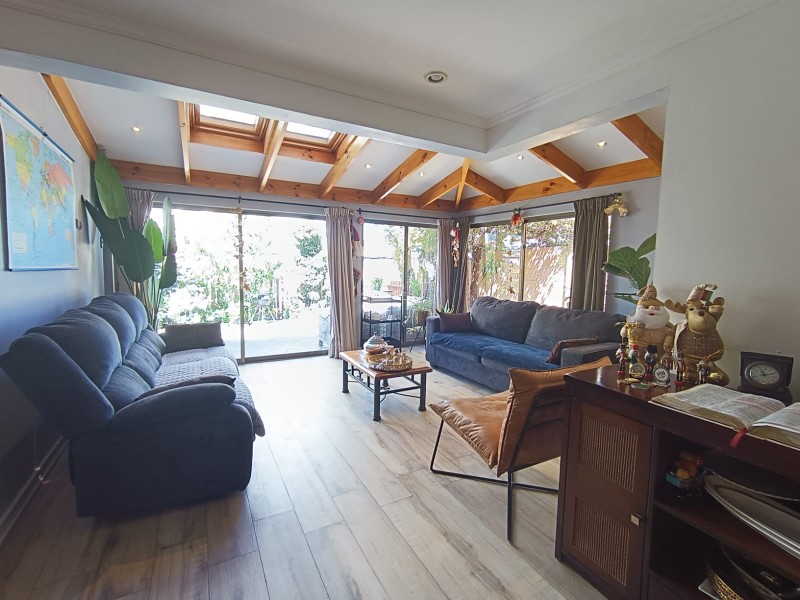 Se Vende Casa, 4H, 3B, 2E, Condominio Altos, Viña del Mar