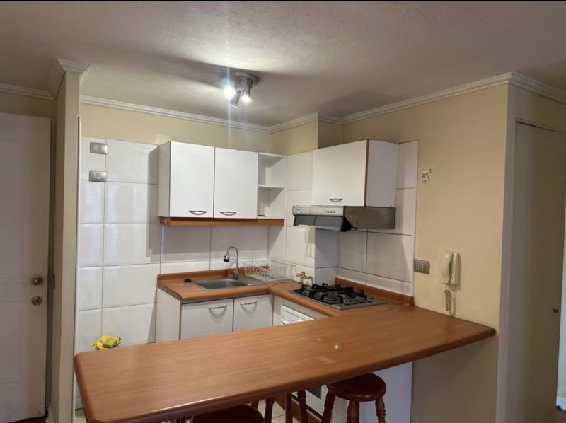 Departamento en Arriendo 2 Hab y 1 Baño Sector Santa Lucía