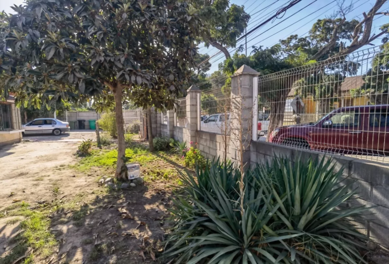 Se Vende Propiedad Comercial Centro de Comuna Isla de Maipo