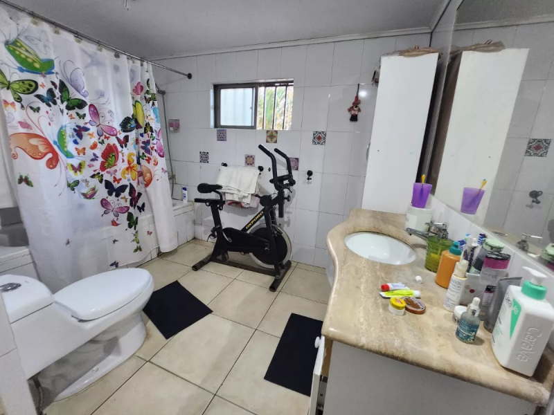 Se Vende Parcela de 6277 M2 Con Casa, Bodegas y Galpón Tagte