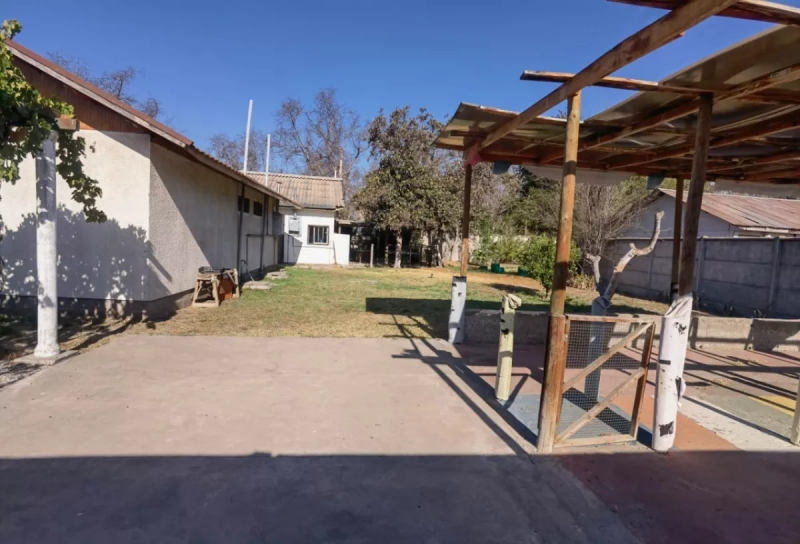 Se Vende Propiedad Comercial Centro de Comuna Isla de Maipo