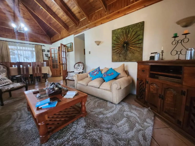 Se Vende Parcela de 6277 M2 Con Casa, Bodegas y Galpón Tagte