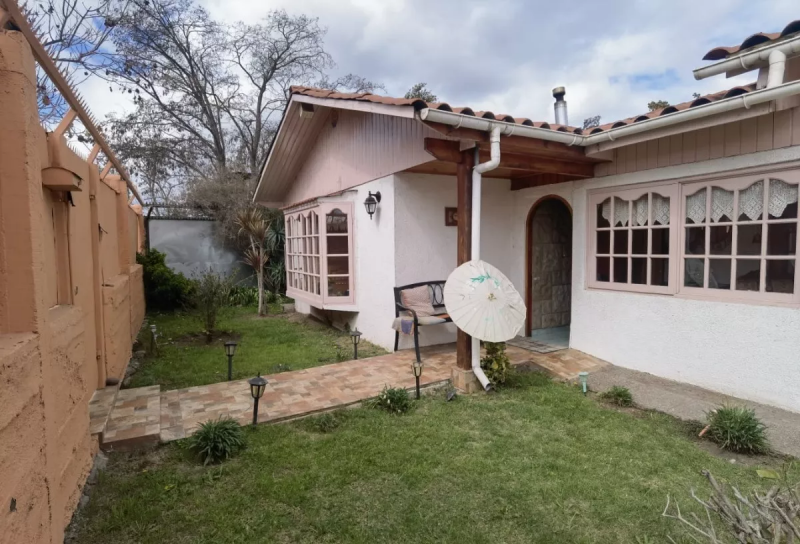 Propiedad Con Casa Centro de la Comuna de Talagante