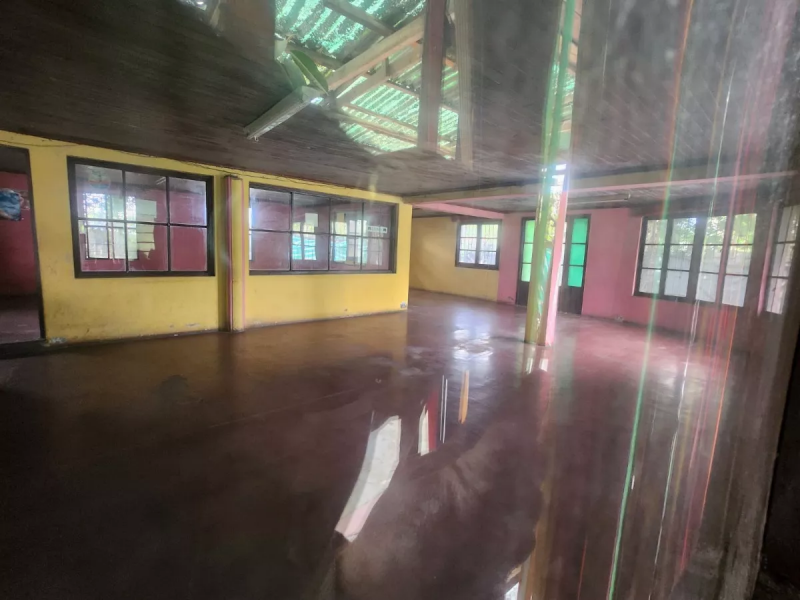 Se Vende Propiedad Comercial Centro de Isla de Maipo