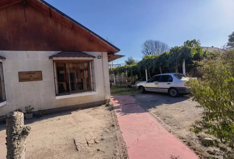Se Vende Propiedad Comercial Centro de Comuna Isla de Maipo