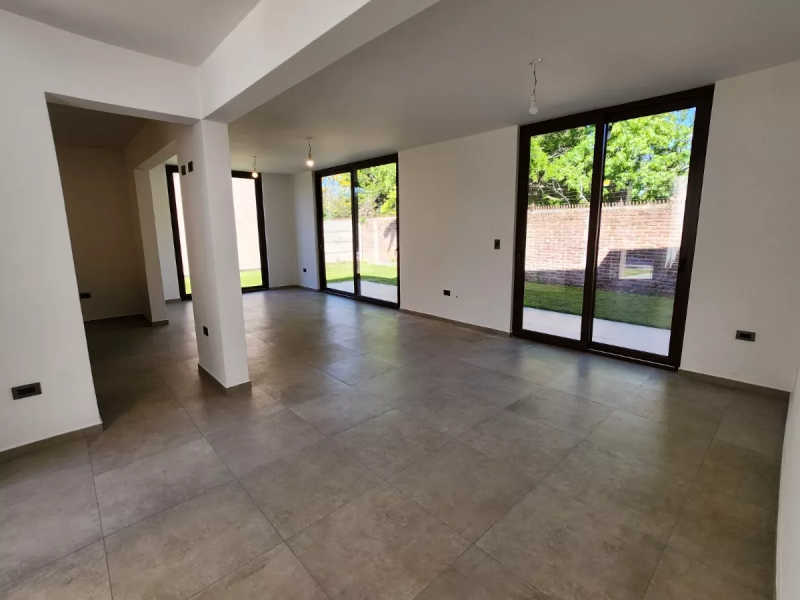 Casa en Condominio en Centro de la Comuna Isla de Maipo
