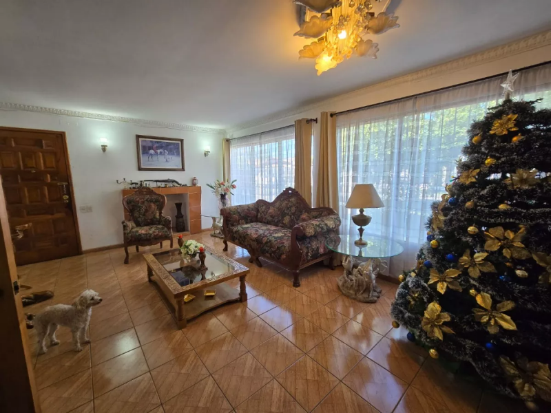 Se Vende Casa, Barrio Consolidado en Centro de Talagante