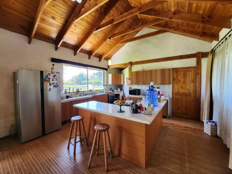 Se Vende Parcela Con 2 Casas en Carampangue, Isla de Maipo