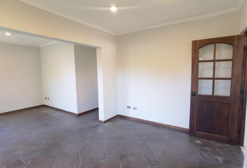Propiedad Con Casa, Sector Central Comuna Isla de Maipo