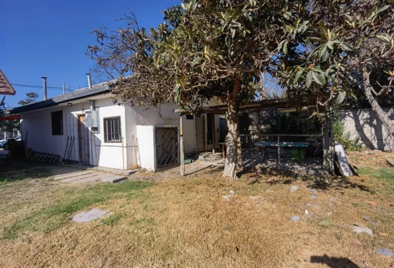 Se Vende Propiedad Comercial Centro de Comuna Isla de Maipo